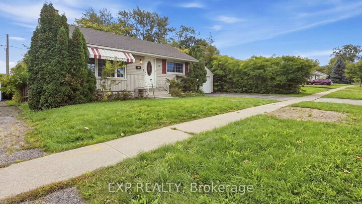 Property Photo:  123 Jacobson Avenue  ON L2T 3A6 