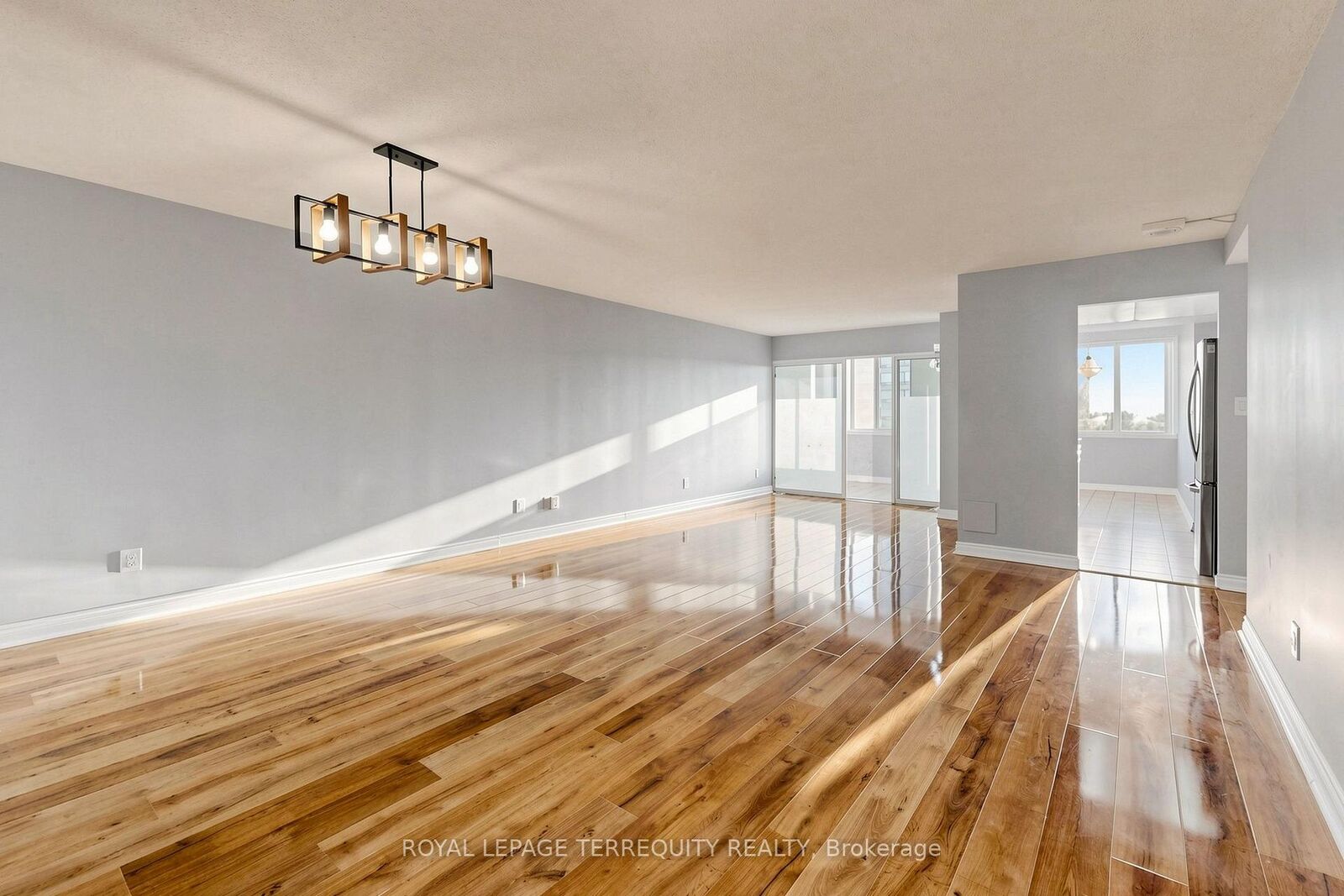 Property Photo:  80 Alton Towers Circle 705  ON M1V 5E8 