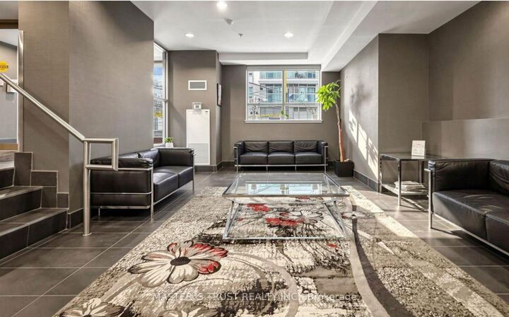 Property Photo:  812 Lansdowne Avenue 302  ON M6H 4K5 