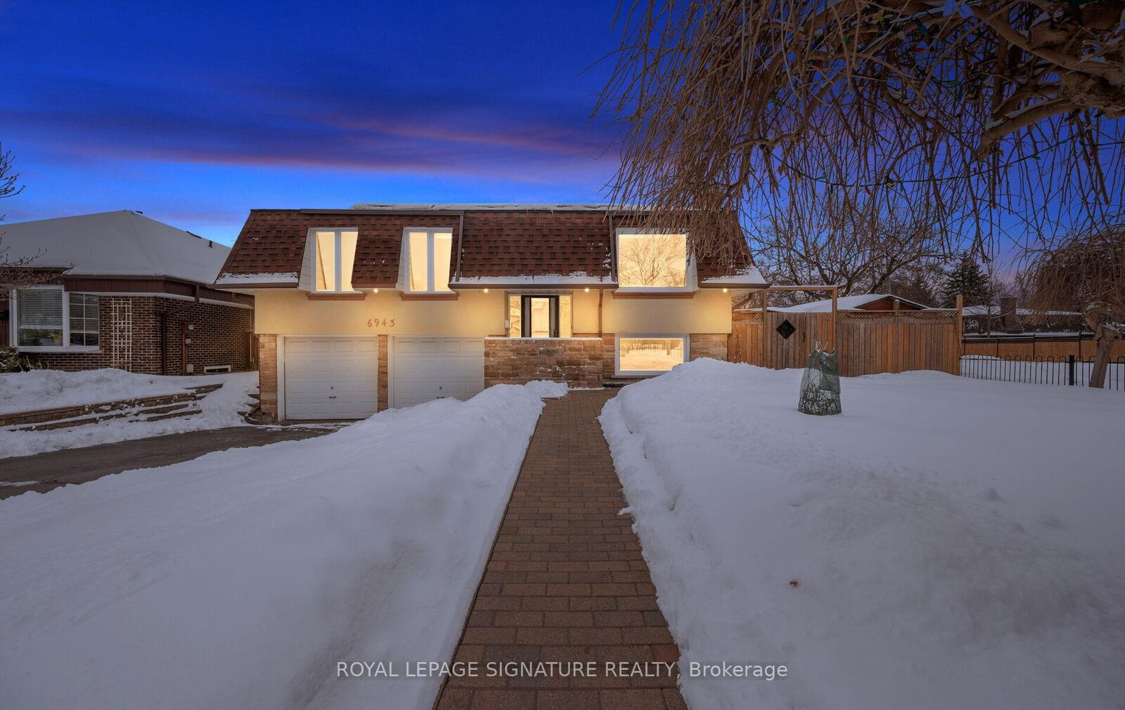 Property Photo:  6943 Estoril Road  ON L5N 1N3 