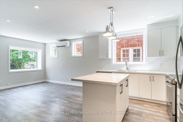 Property Photo:  182 Millwood Road Main  ON M4S 1J7 