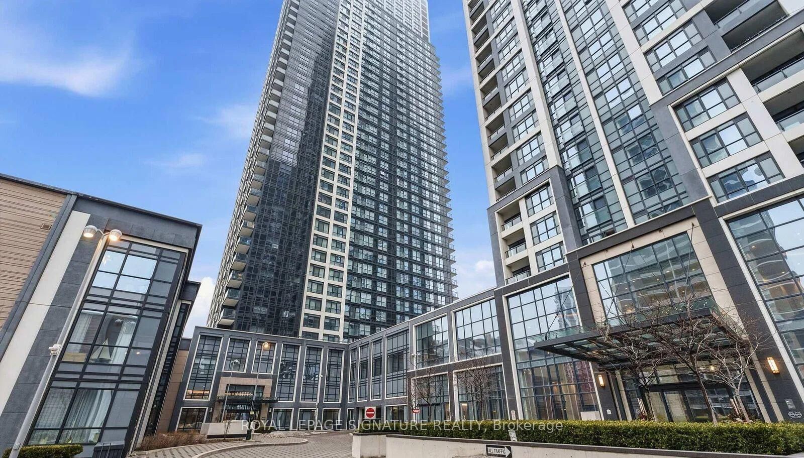 Property Photo:  5 Mabelle Avenue  ON M9A 0C8 