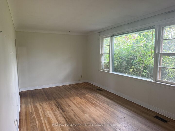 Property Photo: 16 Donegal Road ON K2S 1P7