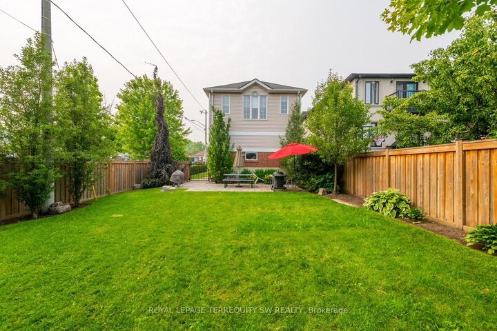 Property Photo:  45 Tiago Avenue  ON M4B 2A2 