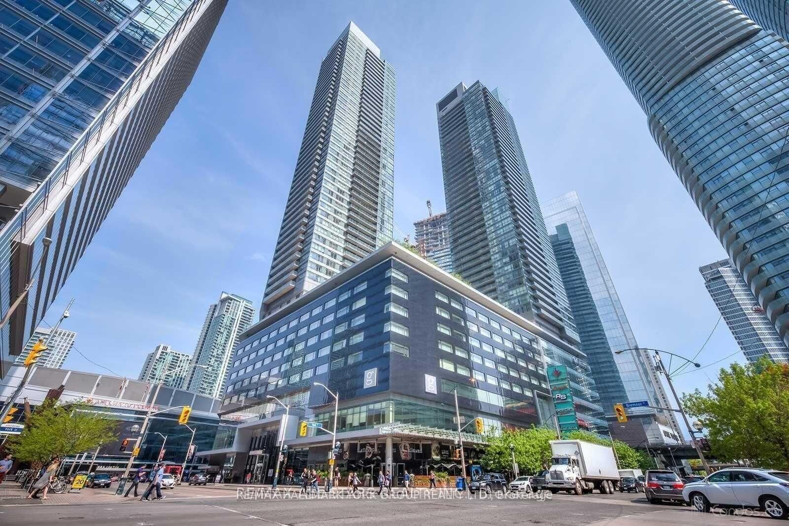 Property Photo:  55 Bremner Boulevard 1504  ON M5J 0A6 