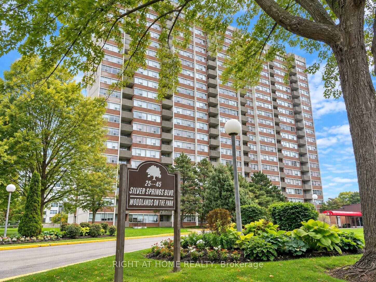 Property Photo:  45 Silver Springs Boulevard 1911  ON M1V 1R2 
