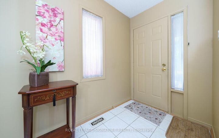 Property Photo:  12 Manilow Street  ON M1W 3R7 