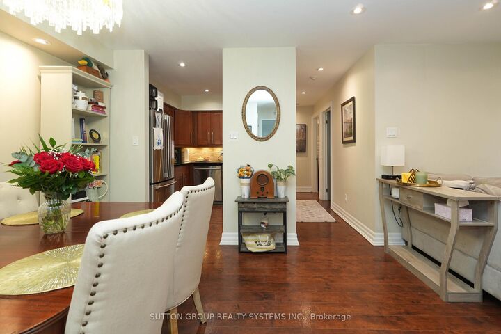 Property Photo:  1508 Pilgrims Way 812  ON L6M 3H1 
