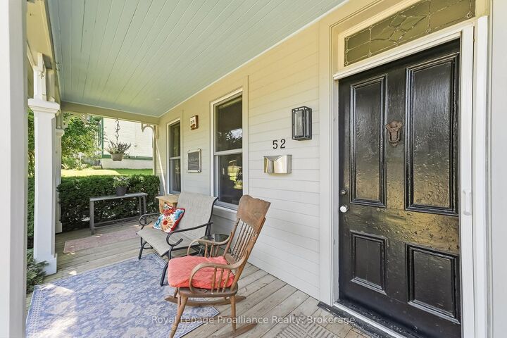 Property Photo:  52 Bramley Street S  ON L1A 3K2 
