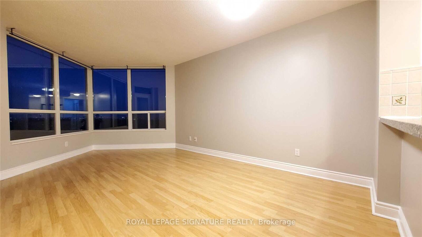 Property Photo:  10 Northtown Way 1603  ON M2N 7L4 