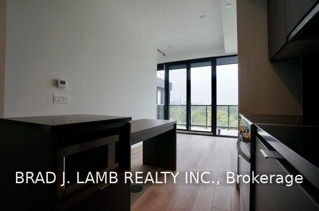 Property Photo:  7 Smith Crescent 802  ON M8Z 0G3 