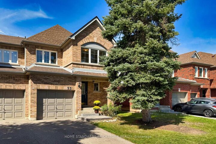 Property Photo:  5230 Glen Erin Drive 33  ON L5M 5Z7 