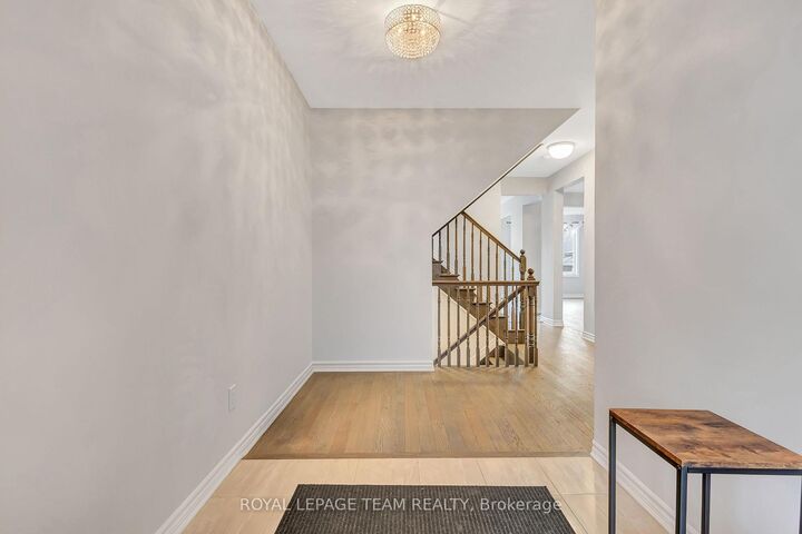 Property Photo:  109 Falabella Street  ON K2S 0X7 