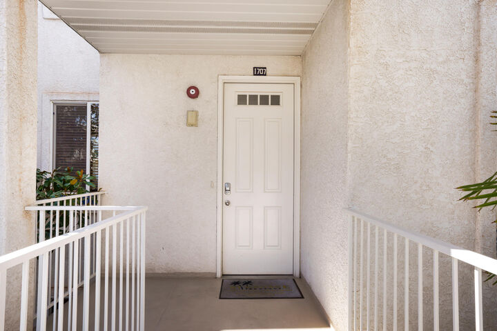 Property Photo: 1845 W Canyon View Dr 1707 UT 84770