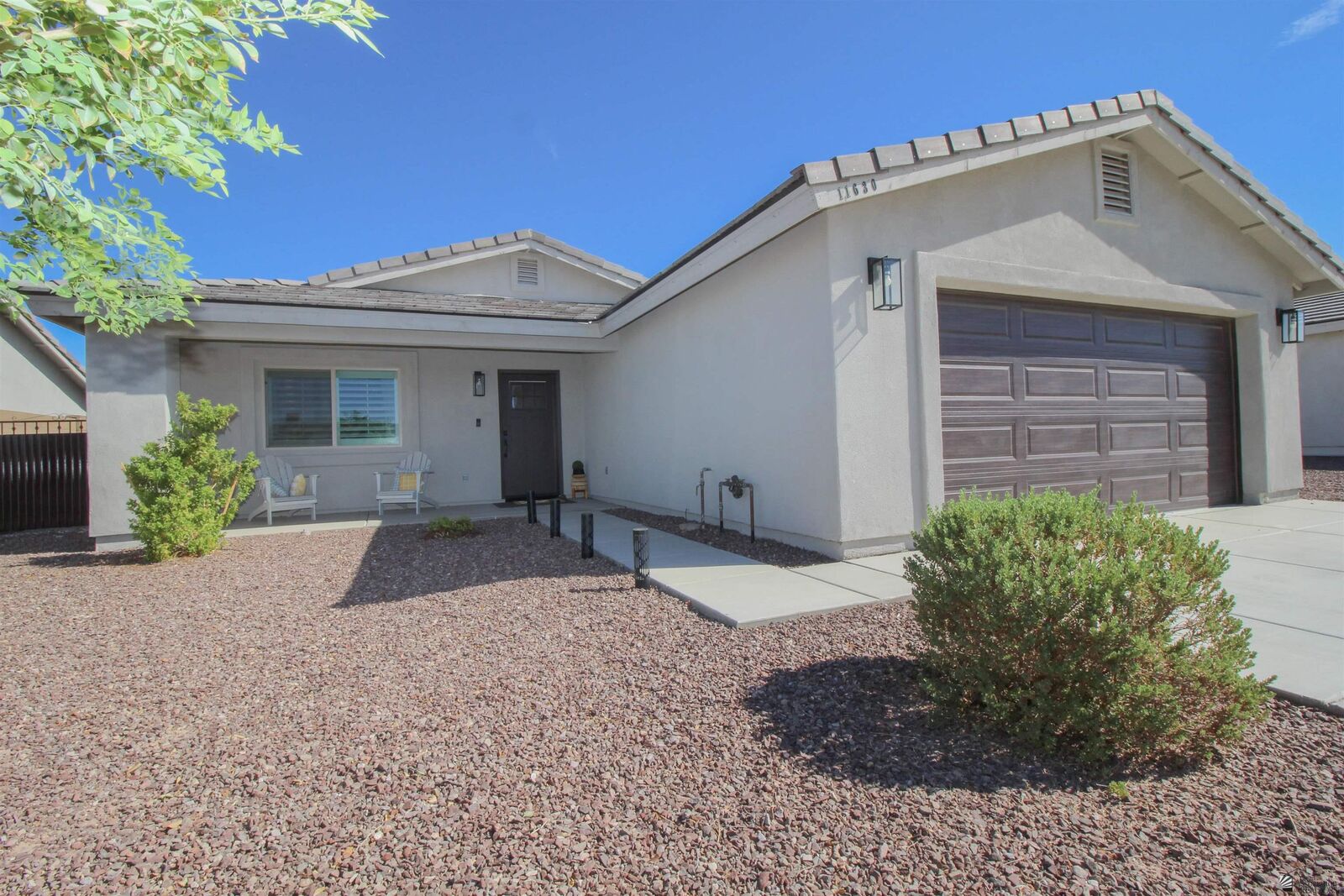 Property Photo: 11630 E 33 Way AZ 85367