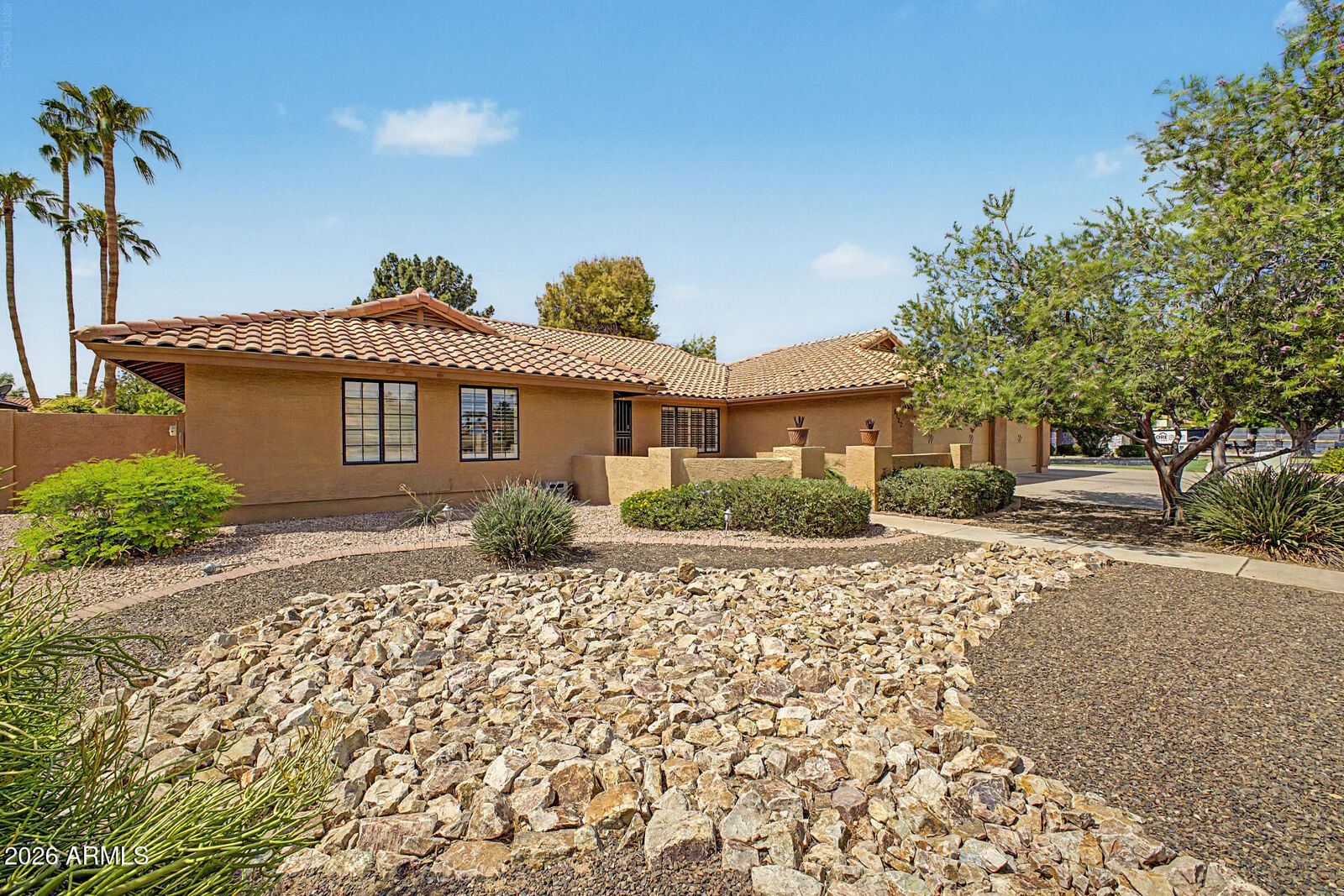 Property Photo:  8122 S Palm Drive  AZ 85284 