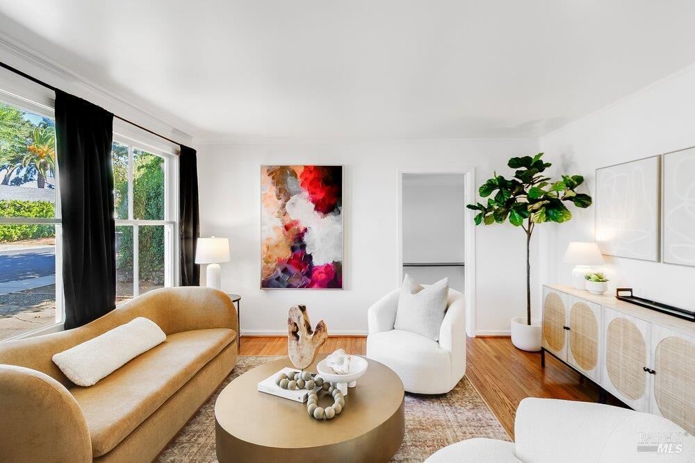 Property Photo: 206 Hillcrest Avenue CA 94510