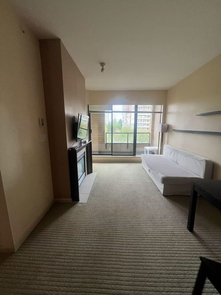 Property Photo:  7368 Sandborne Avenue 608  BC V3N 5C5 