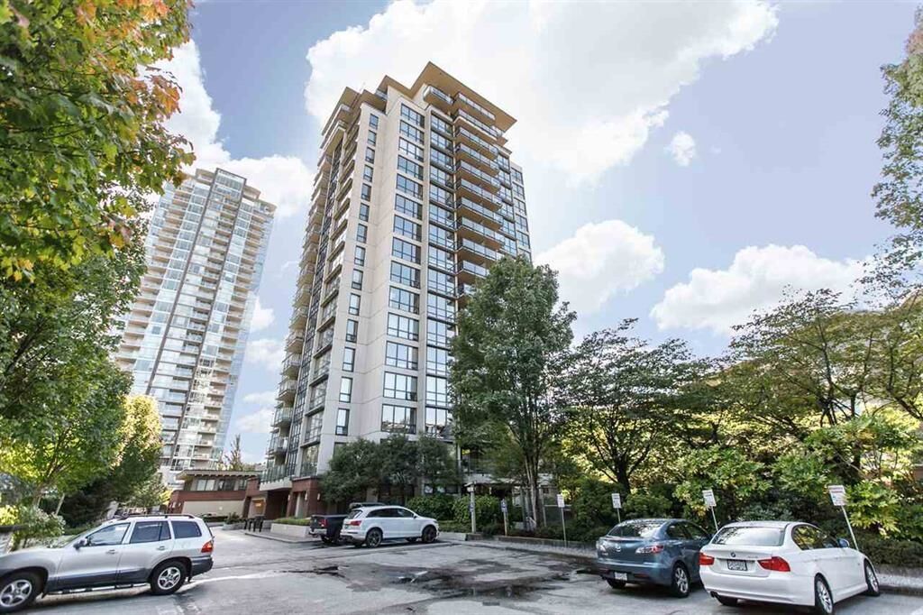 Photo de la propriété:  2959 Glen Drive 301  BC V3B 0B8 