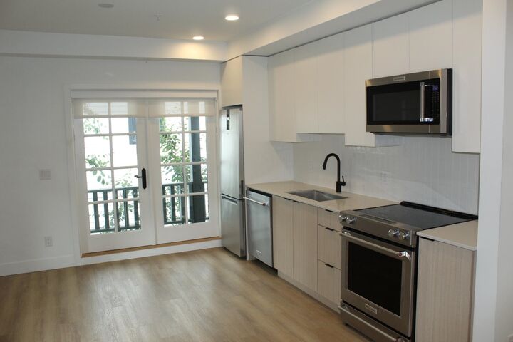 Property Photo:  1306 Laval Square 202  BC V3K 0H4 