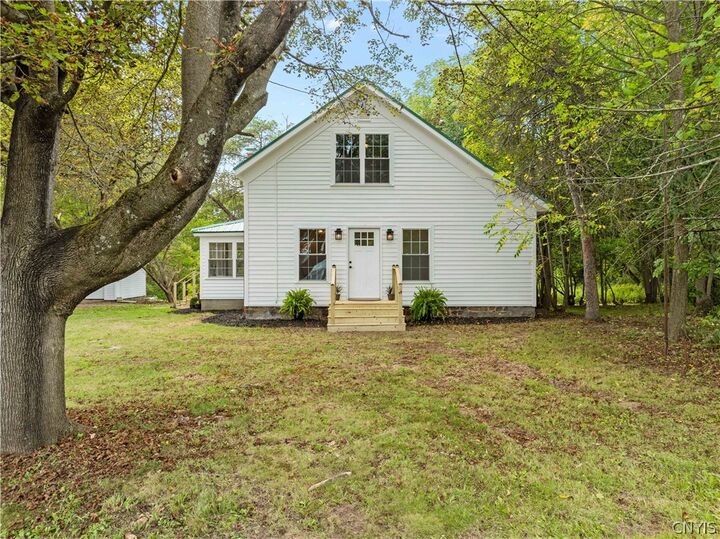 Property Photo:  452 N 6th Street  NY 13069 