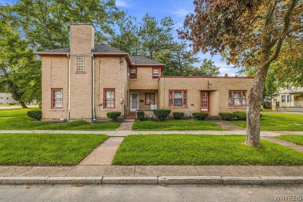 Property Photo:  8254 Buffalo Avenue  NY 14304 