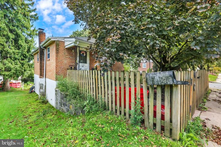 Property Photo: 161 Chestnut Street PA 19540