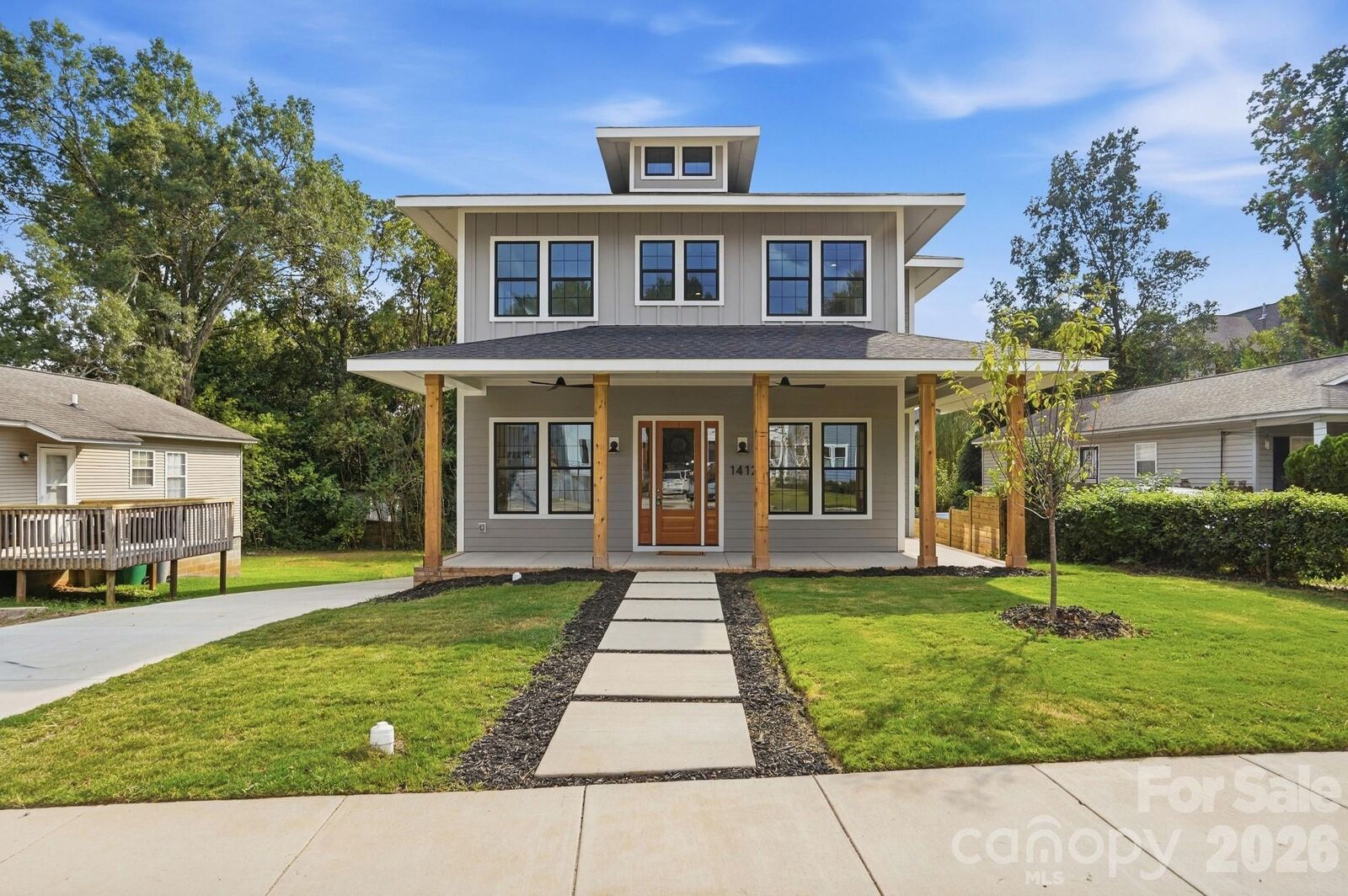 Property Photo:  1412 Kennon Street  NC 28205 