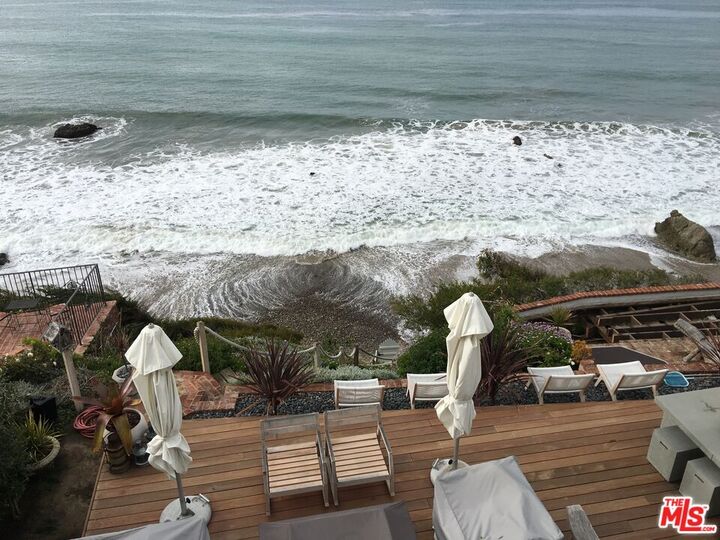 Property Photo:  31740 Broad Beach Rd  CA 90265 