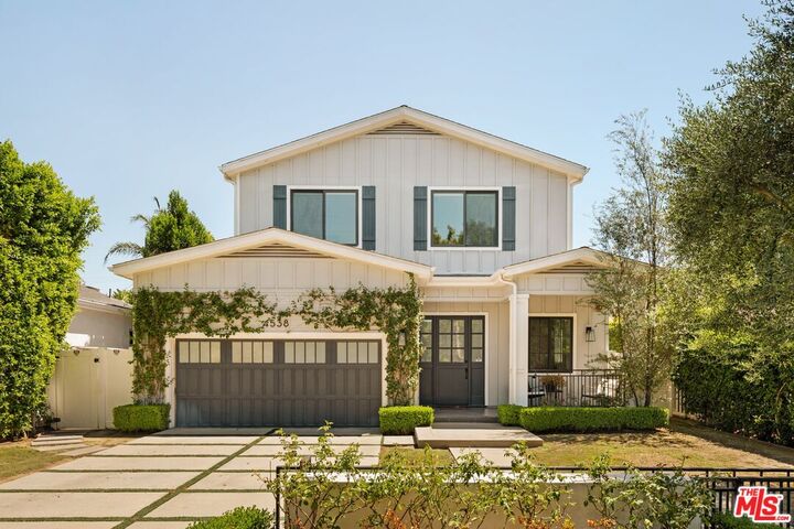 Property Photo:  4538 Camellia Ave  CA 91602 