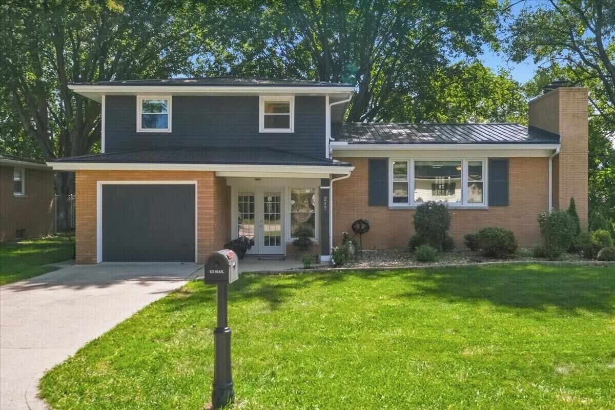 Property Photo:  217 Southern Avenue  OH 44833 