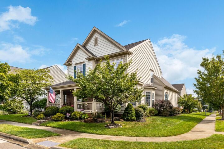 Property Photo:  722 Olde Mill Drive  OH 43082 