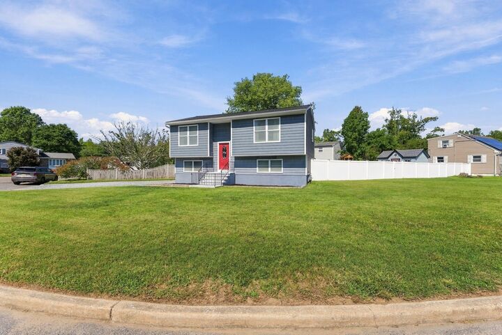 Property Photo:  105 Williams  NJ 08204 