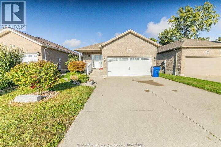 Property Photo:  87 Landings Pass  ON N7L 0A4 