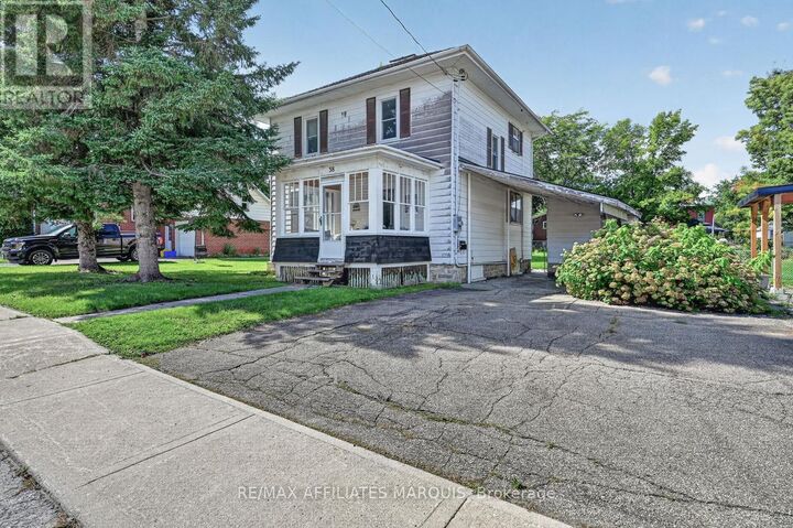 Property Photo:  38 Abel Street  ON K7A 4M1 