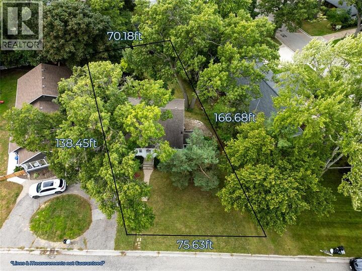 Property Photo:  1351 Egmond Drive  ON N7V 3H1 