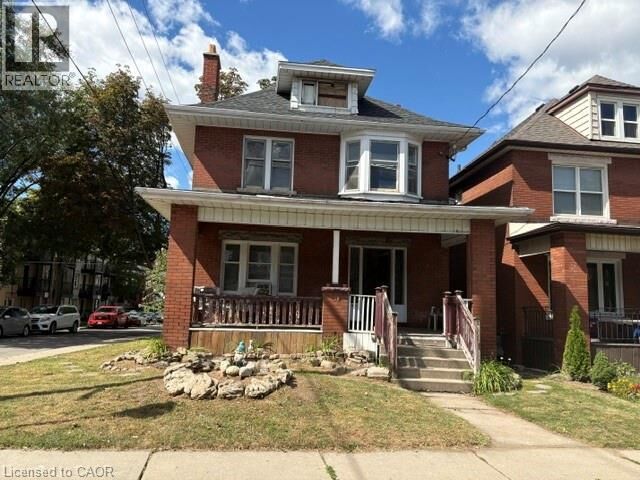Property Photo:  38 Spadina Avenue  ON L8M 2W9 