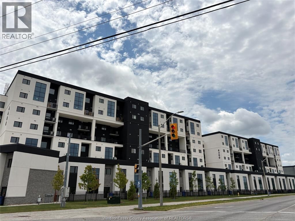 Property Photo:  4300 Laurier Parkway 287  ON N9H 0P8 