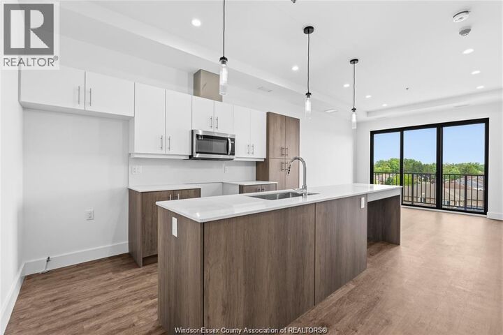 Property Photo:  595 Lily Mac Boulevard 211  ON N6E 3N7 