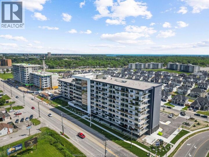 Property Photo:  1624 Lauzon 102  ON N8S 0B7 
