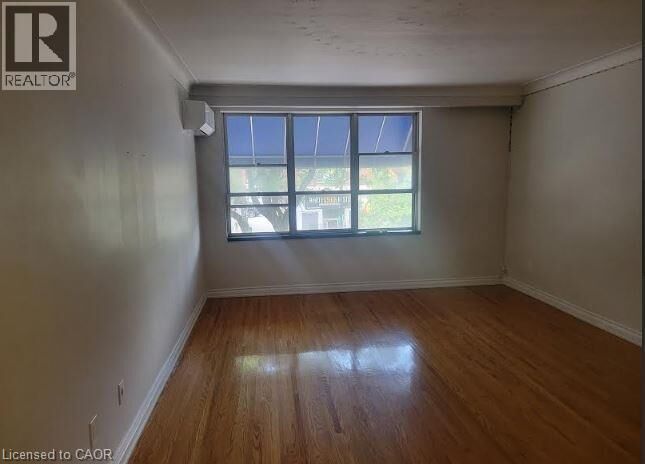 Property Photo:  340 North James Street 2  ON L8L 1H2 