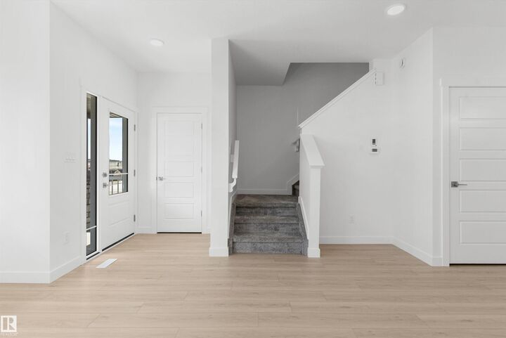 Property Photo:  21 Elis Link  AB T7X 4T8 