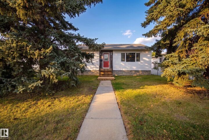 Property Photo:  8512 74 Avenue NW  AB T6C 0E9 
