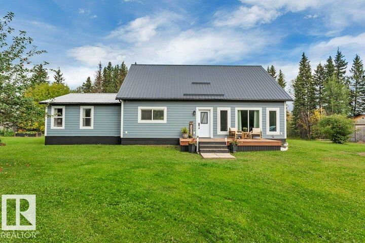 Property Photo:  6518 Highway 6161  AB T0E 0S0 