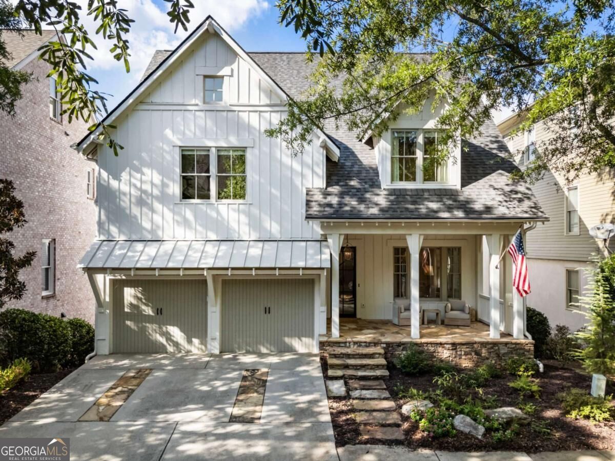 Property Photo: 565 Willow Oak Way GA 30076