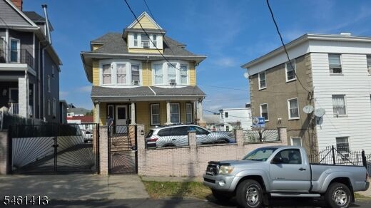 Property Photo: 197 Grafton Ave NJ 07104