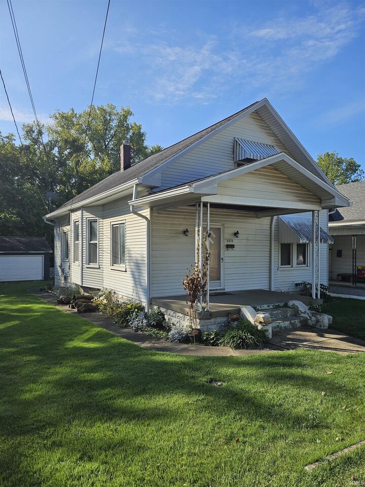 Property Photo:  3308 Mount Vernon Avenue  IN 47712 