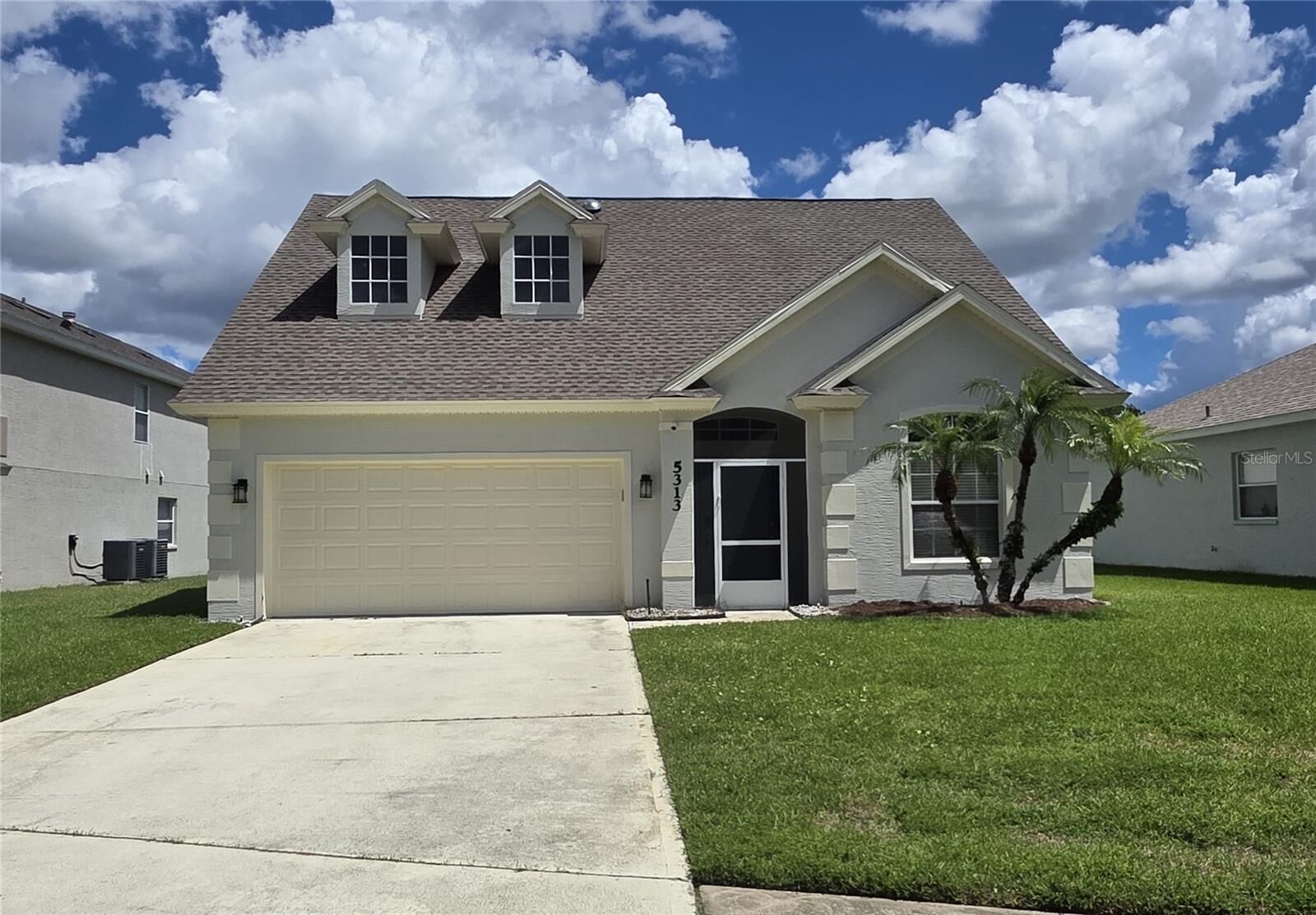 Property Photo: 5313 Plantation Home Way FL 32128