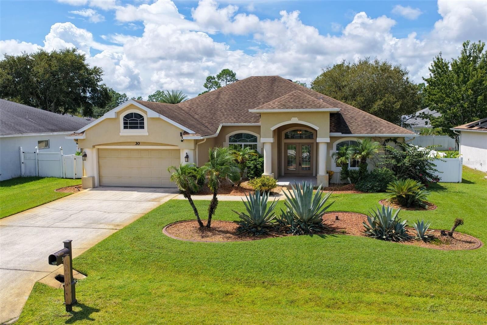 Property Photo:  30 Rolling Sands Drive  FL 32164 