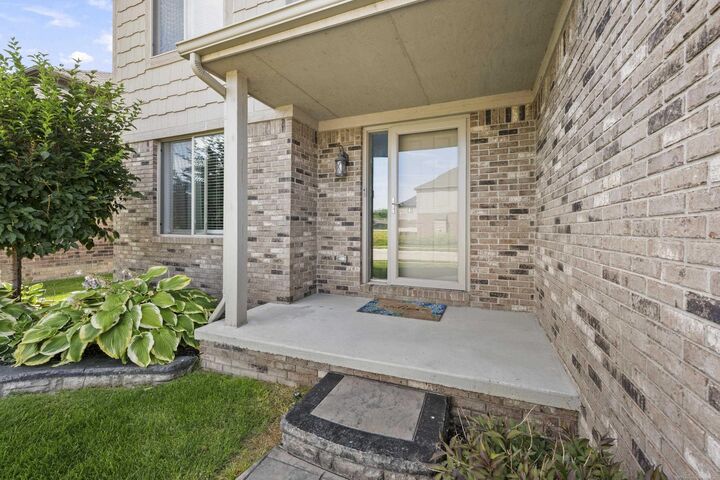 Property Photo: 49570 Manistee Street MI 48047